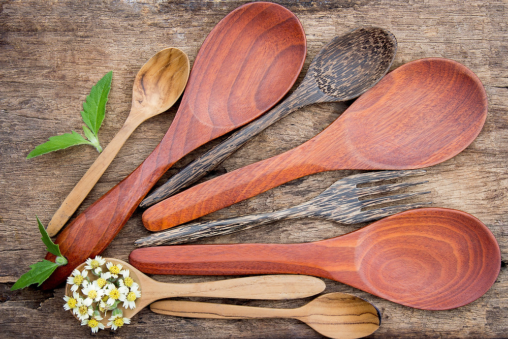 eco-friendly wooden cutlery