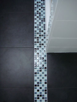 Faïence et pâte de verre