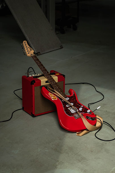 Oscar (The Outskurts Lead Singer)'s Guitar