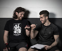 Personal trainer in Amsterdam Noord coaching client and setting realistic goals