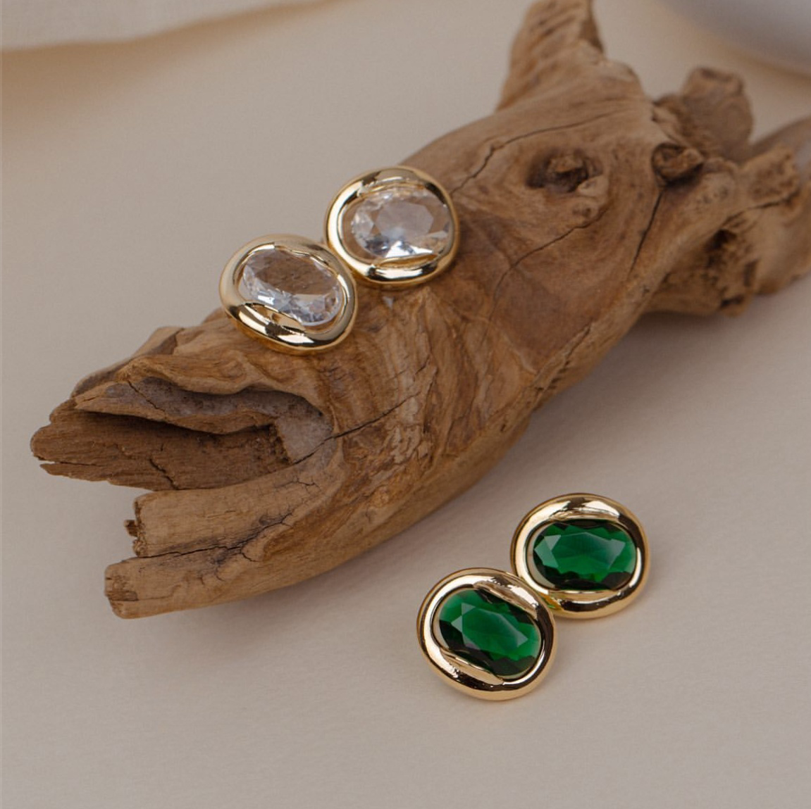 Emerald crystal earrings