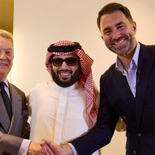 Saudi Wealth Fund Negotiating to Launch New Boxing League