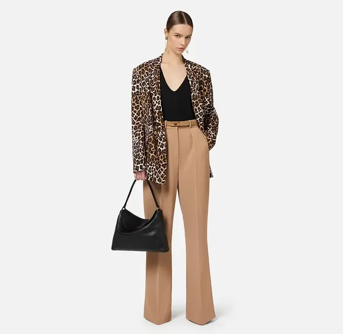 Servizio di Personal Shopper: Esperienza di Shopping Personalizzata a Rimini con ANNA G Abbigliamento Donna Rimini Riccione Cattolica Bologna Milano