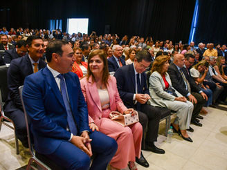 Valdés acompañó la asunción de Claudio Polich como intendente de Capital: “Un gran funcionario, militante político y un amigo”
