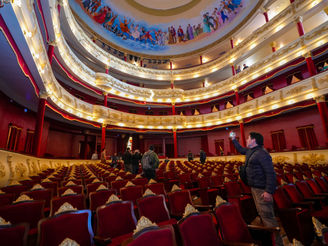 La renovación arquitectónica del Teatro Vera lo posiciona a la vanguardia en el país y en el mundo