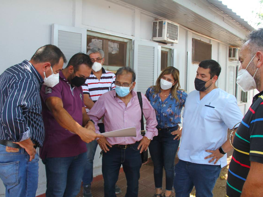 El ministro Cardozo verificó el avance de las refacciones del hospital de Ituzaingó