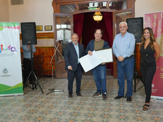 Distinción cultural a la obra "La Ballena" protagonizada por Julio Chávez