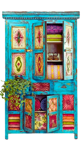 ألق نظرة على تصميمي من Canva!_edited.png