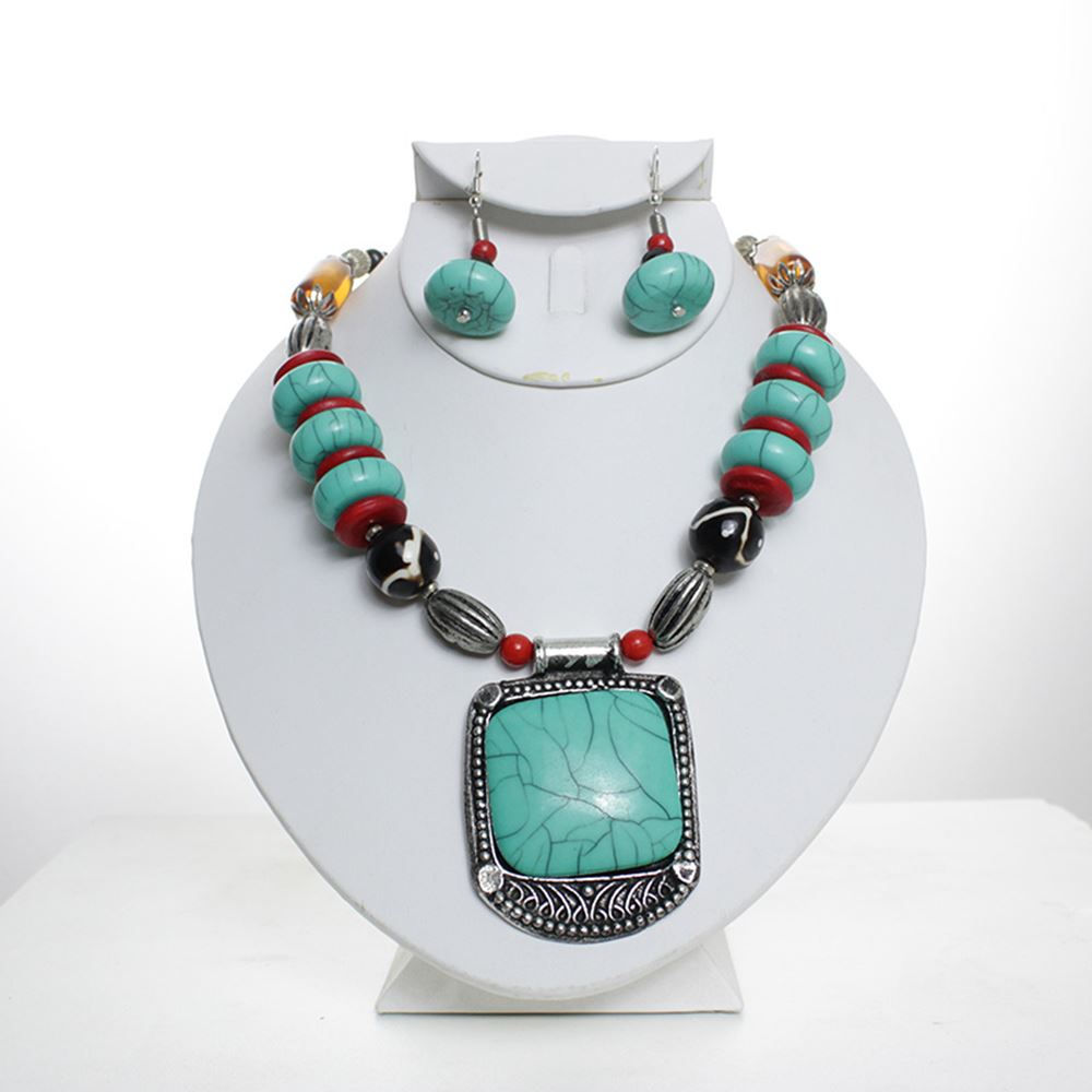 AJ4F330 Tribal Necklace Turquoise JS311