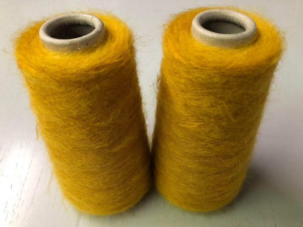 50% Mohair 20% Merino 30% Polyamid Nm10 " Cigno "