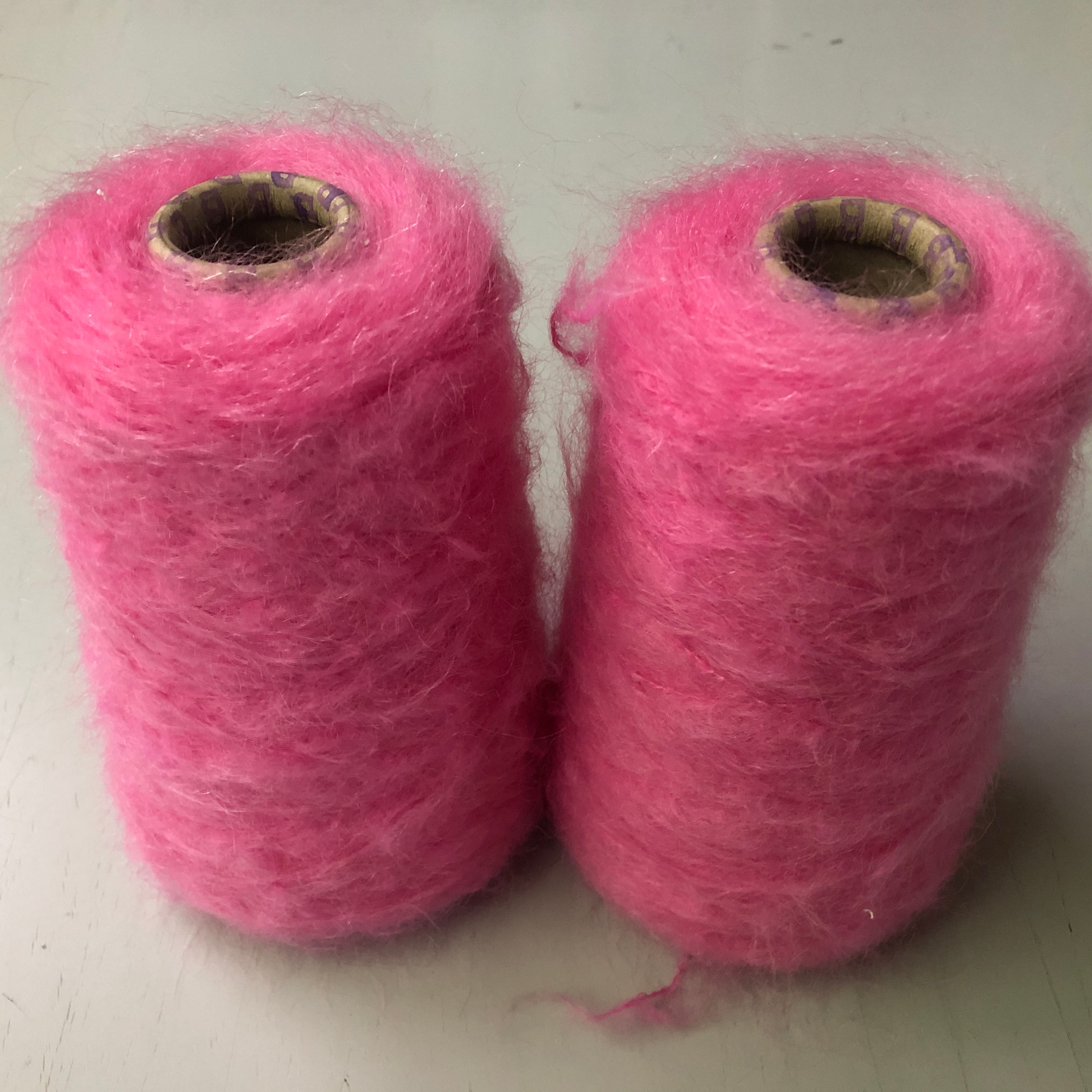 62% Mohair 38% Polyamid Nm 2 "Vip"