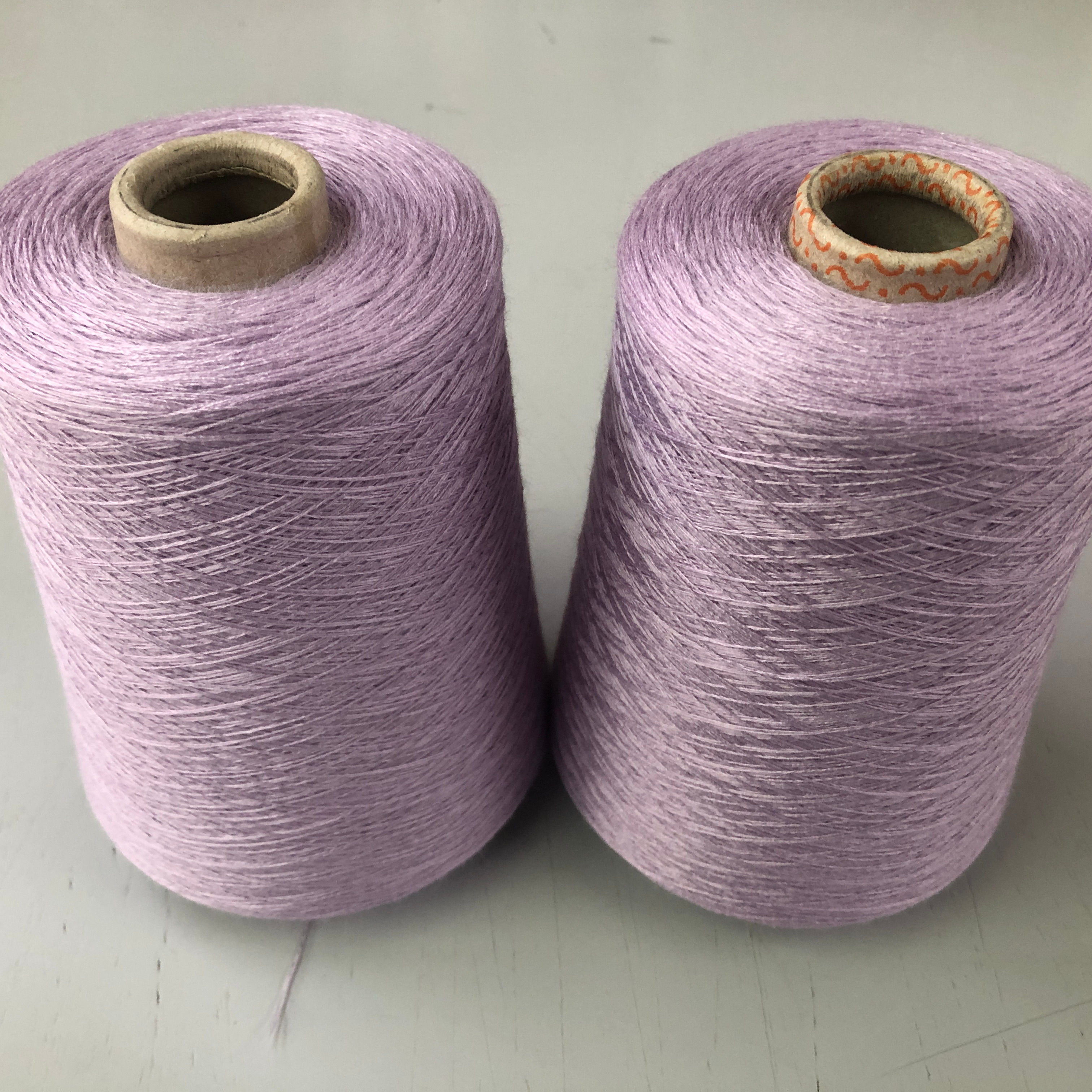 70% Polyacryl  30% Viskose  Nm30/2