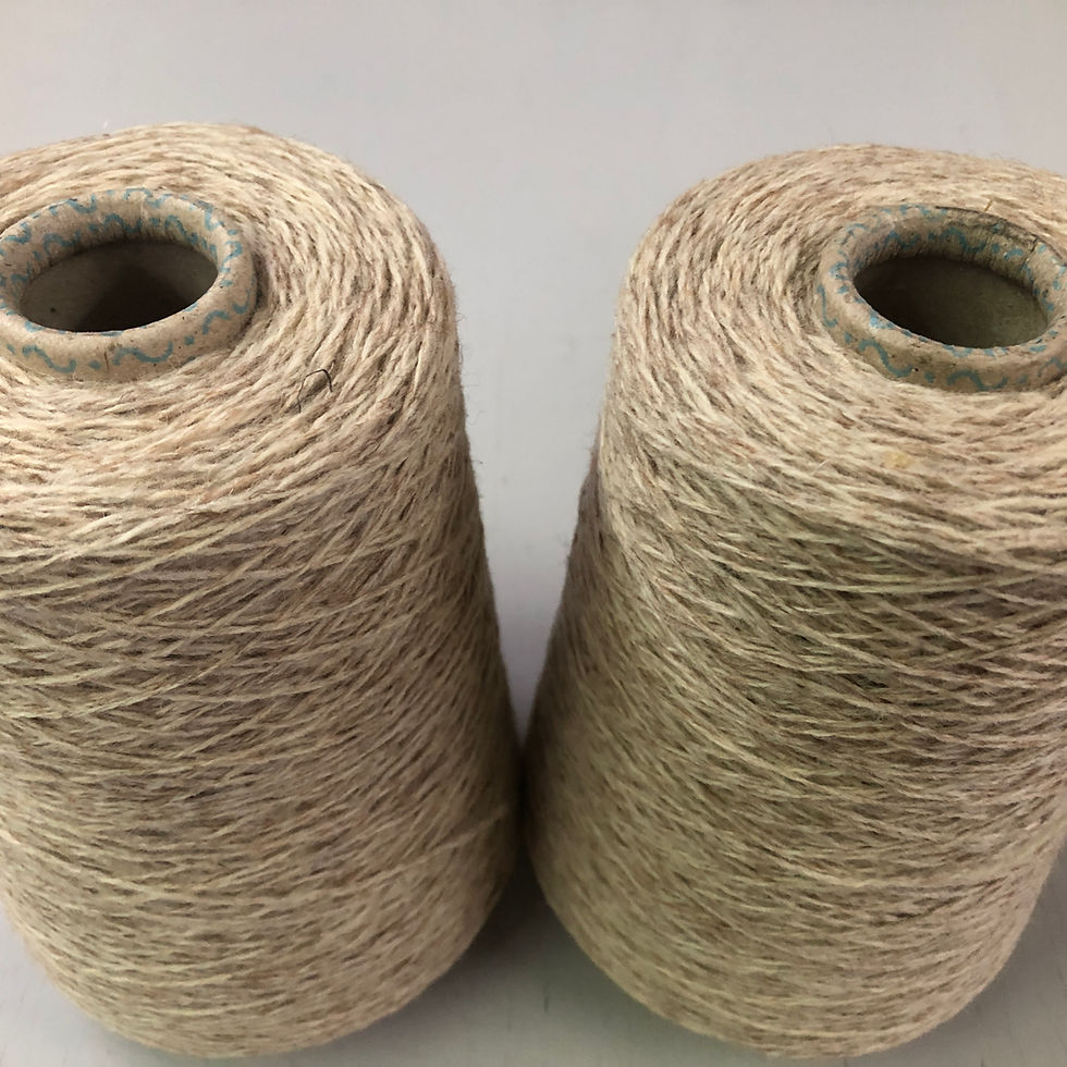 Miniaturbild: 100% Schurwolle  Nm 10/2