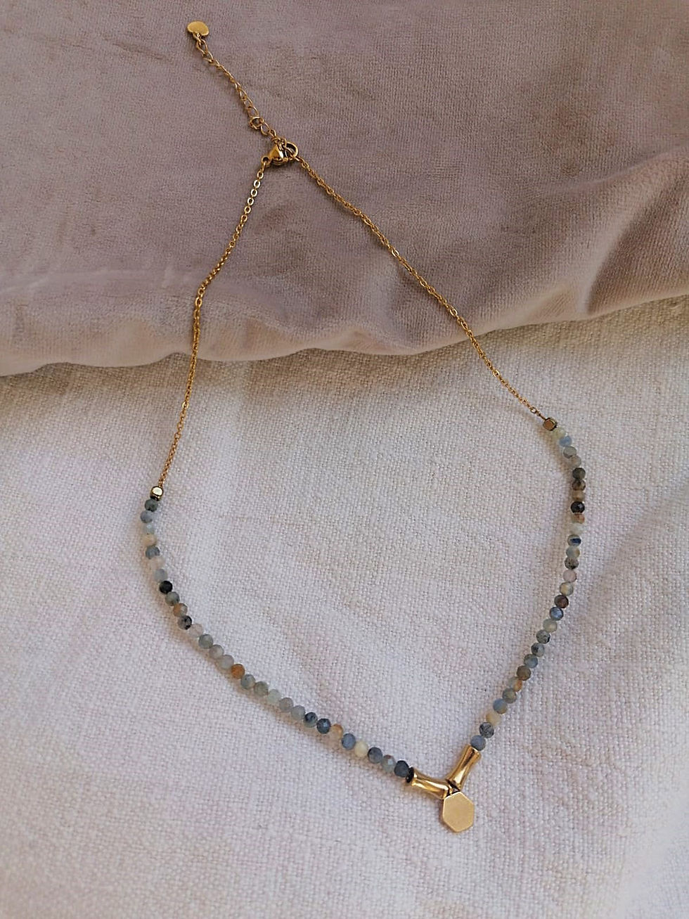 Colar de Cianite Azul