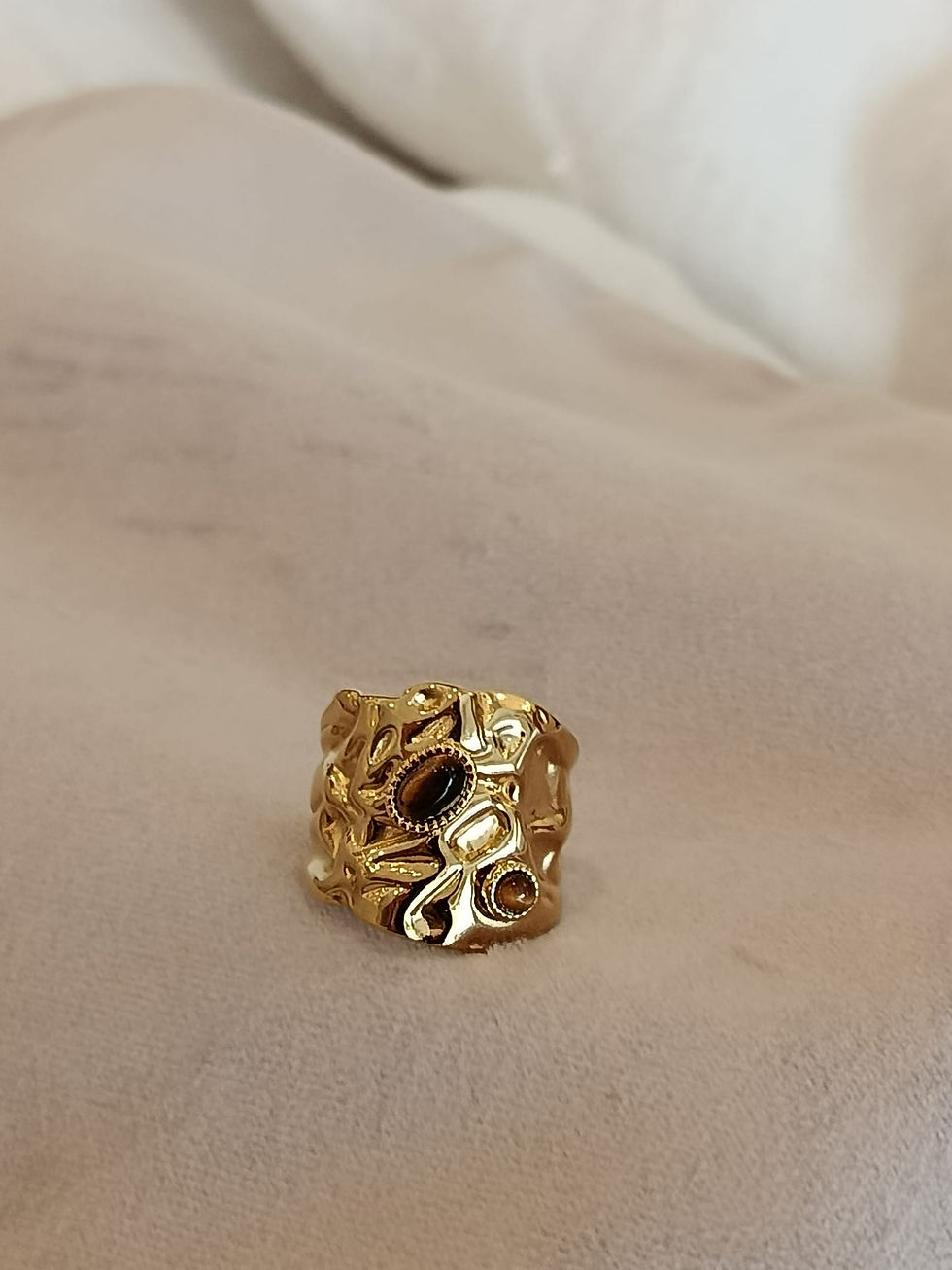 Anel com Olho de Tigre