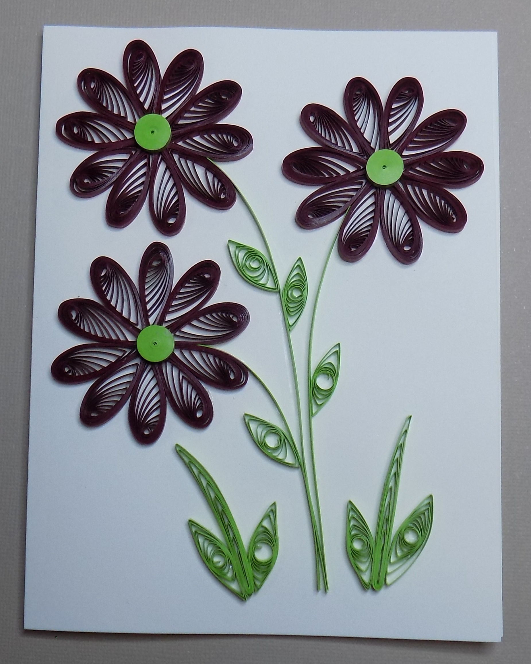 5"x6.5" Maroon Flowers