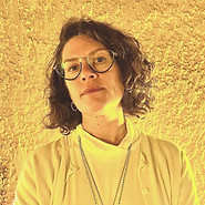 lu amarilla_edited.jpg