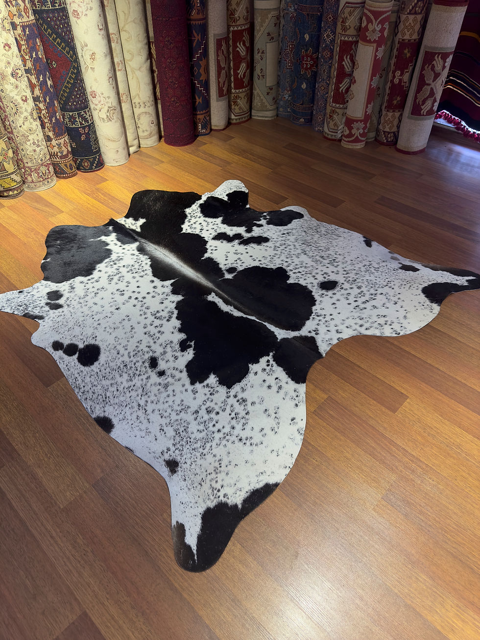 DOGANLAR ANTIQ GERÇEK DANA DERİSİ 21 SİYAH BEYAZ POST HALI