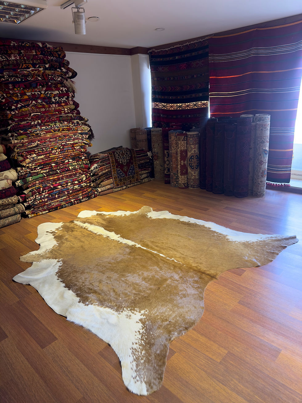 DOGANLAR ANTIQ GERÇEK DANA DERİSİ 194 AÇIK KAHVE POST HALI