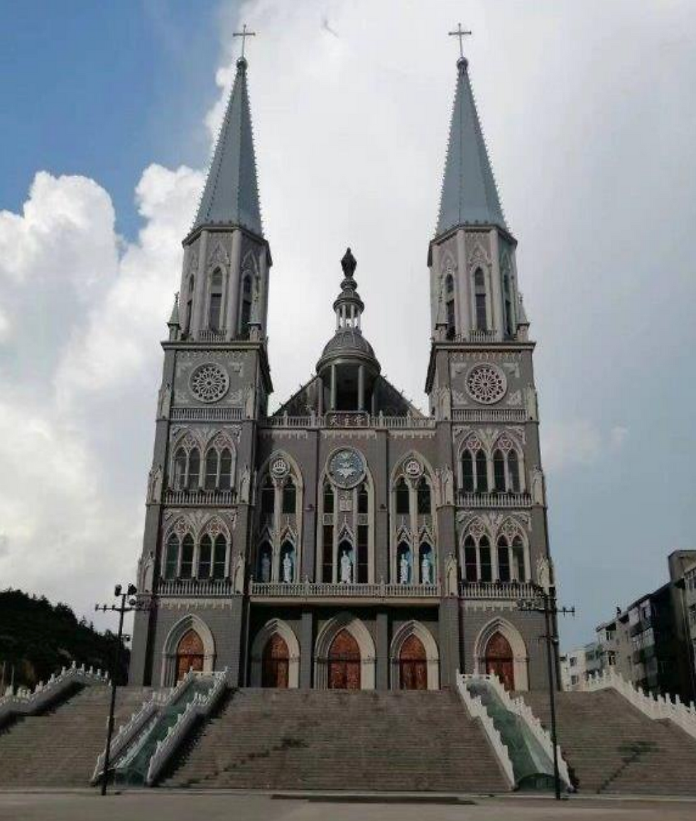 VF PhotoArchive - The Church in Xiwanzi today