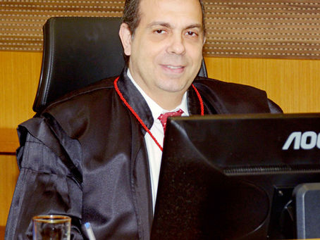 CRIMES POLICIAIS — Juiz Messod Azulay Neto mandou soltar traficante do PCC