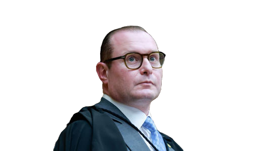 STF: Ministro Zanin retira de pauta julgamento da antiga cúpula da PMDF.