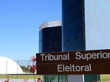 Servidor exonerado do TSE presta depoimento à PF e diz que demissão aconteceu após informar gabinete