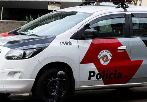 CRIMES POLICIAIS — Dois PMs são presos acusados de matar com tiros de fuzil morador de rua já rendido no Centro de SP