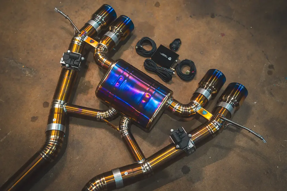 サムネイル： スポーツマフラーフルシステム　Valvetronic Design BMW G87 M2