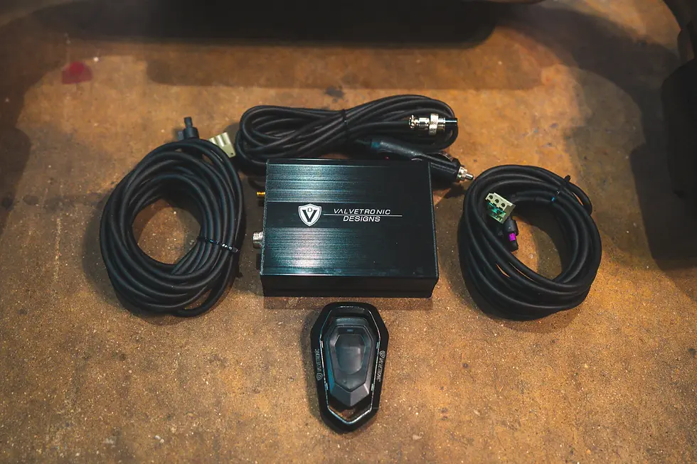 サムネイル： スポーツマフラーフルシステム　Valvetronic Design BMW G87 M2