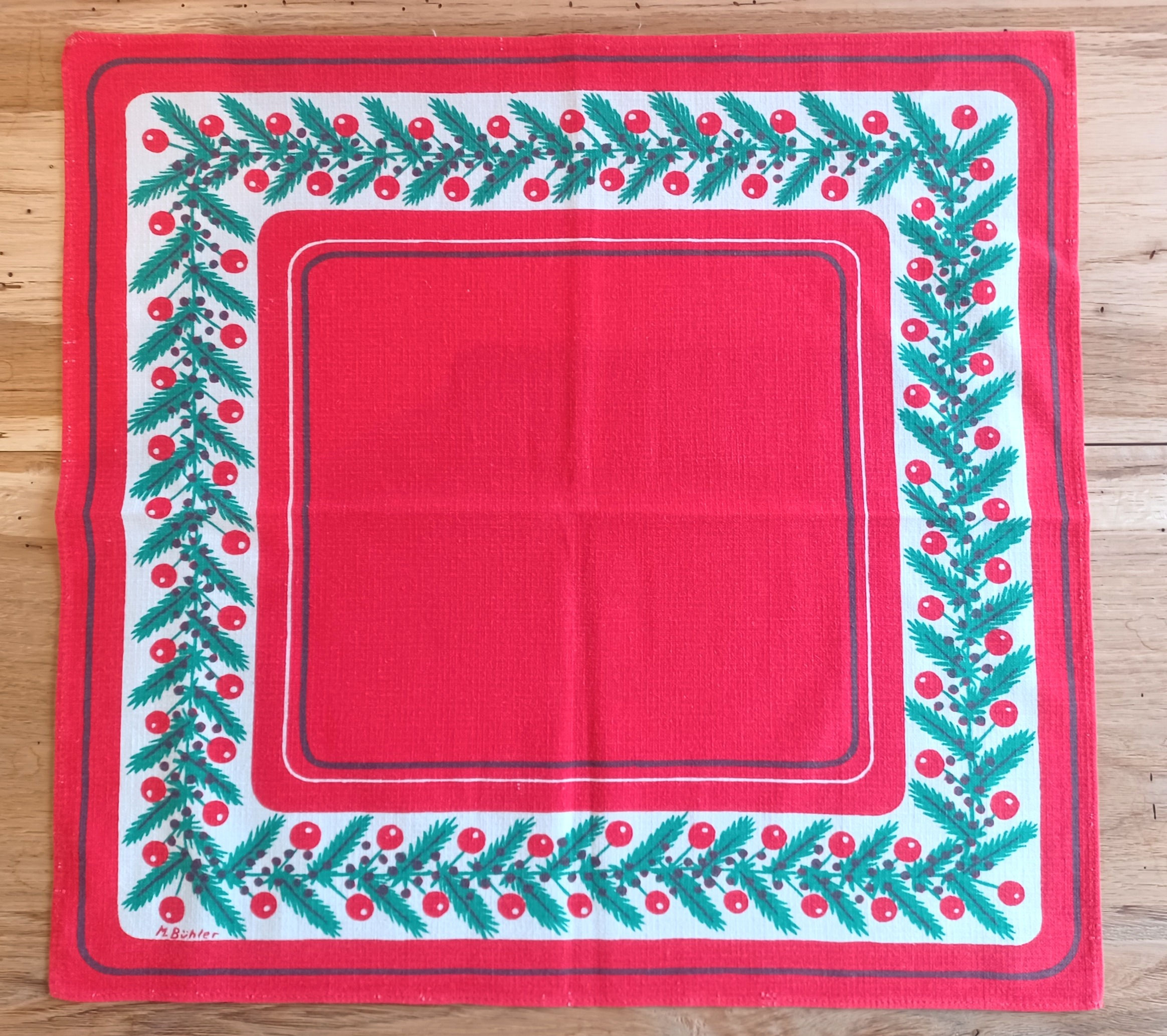 スウェーデン 真っ赤なクリスマス柄のヴィンテージクロス