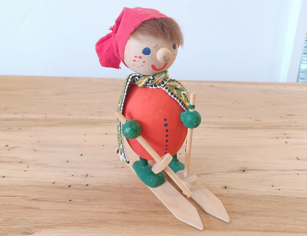 サムネイル： スキー姿のトムテ人形（大）