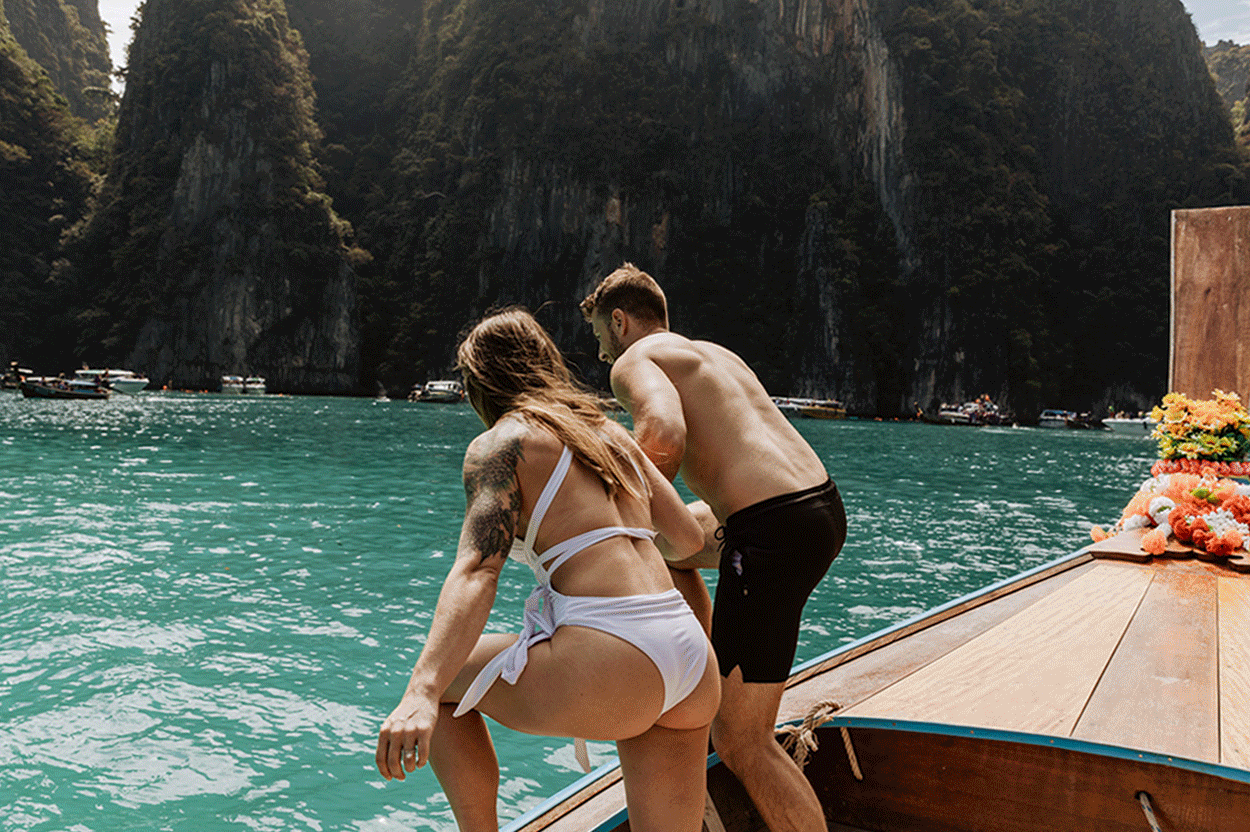 GIF 2023 - NICKI AND JUSTIN ELOPEMENT- SARA FITZ CO.gif