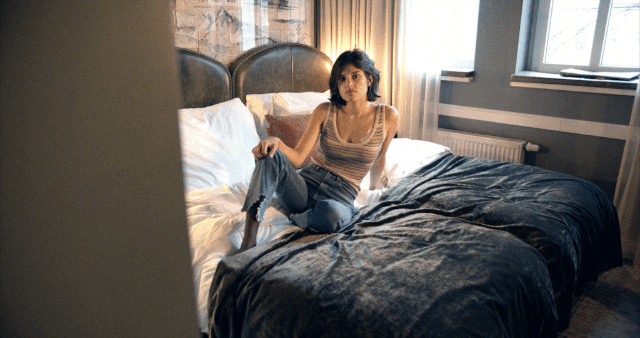 Anderswo GIF - 3 LQ.gif