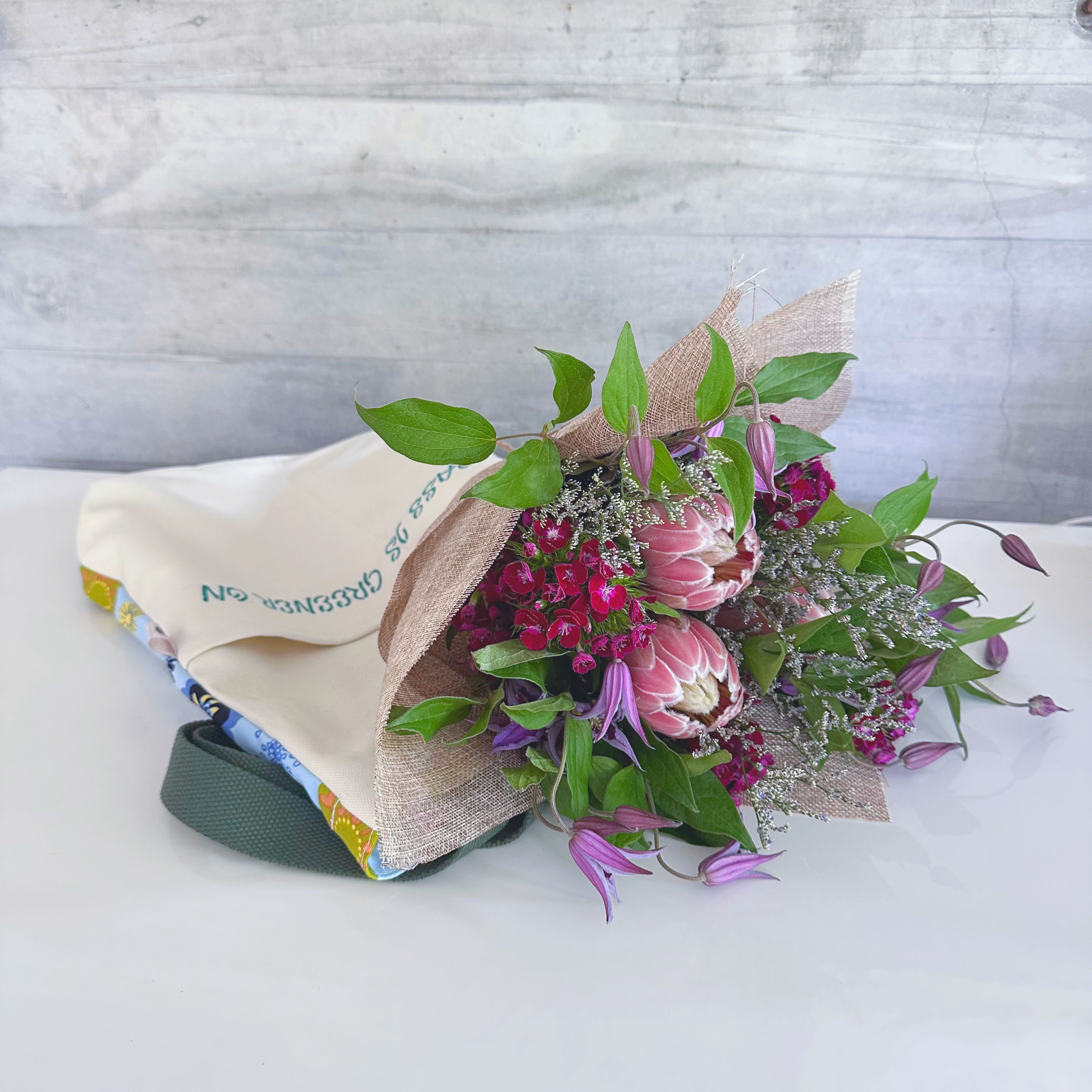 Mother's Day Tote with flowers