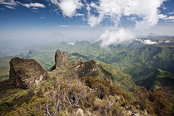 1080px-Semien_Mountains_13.jpg