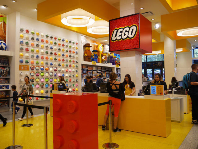 LEGO STORE
