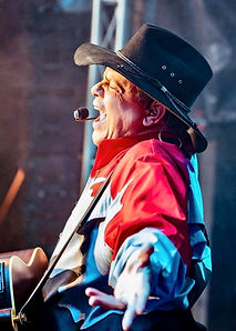 Dean Simmons A Tribute to Garth Brooks