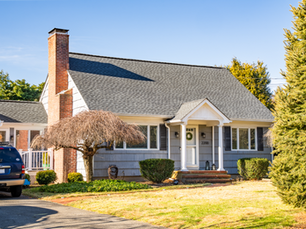 A new Charcoal GAF Timberline HDZ 50 year roof was recently installed in Cutchogue.