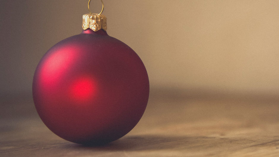 5 Ways to Stay Grounded During the Holidays
