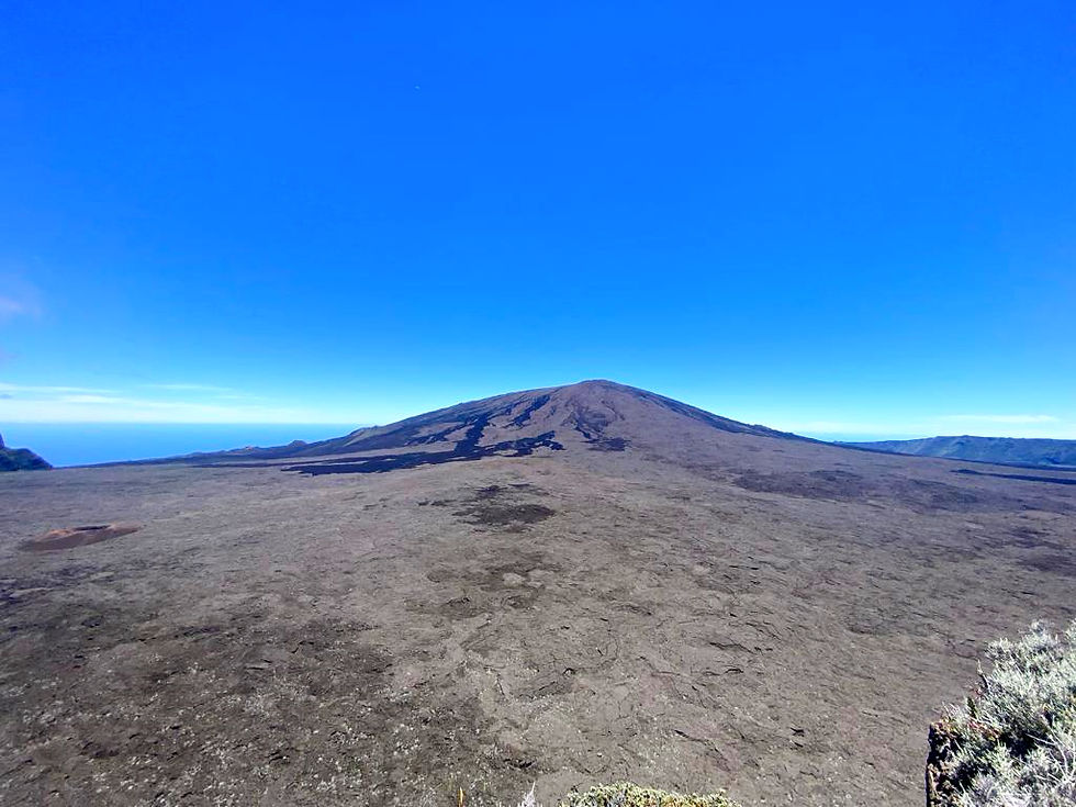 piton de la fournaise_edited.jpg