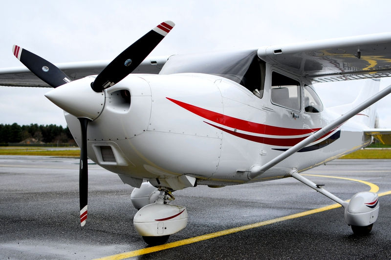 CESSNA 182 S SKYLANE
