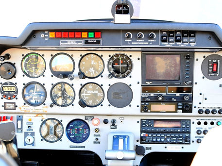 ROBIN AIRCRAFT
DR-400 155 CDI TABLEAU DE BORD