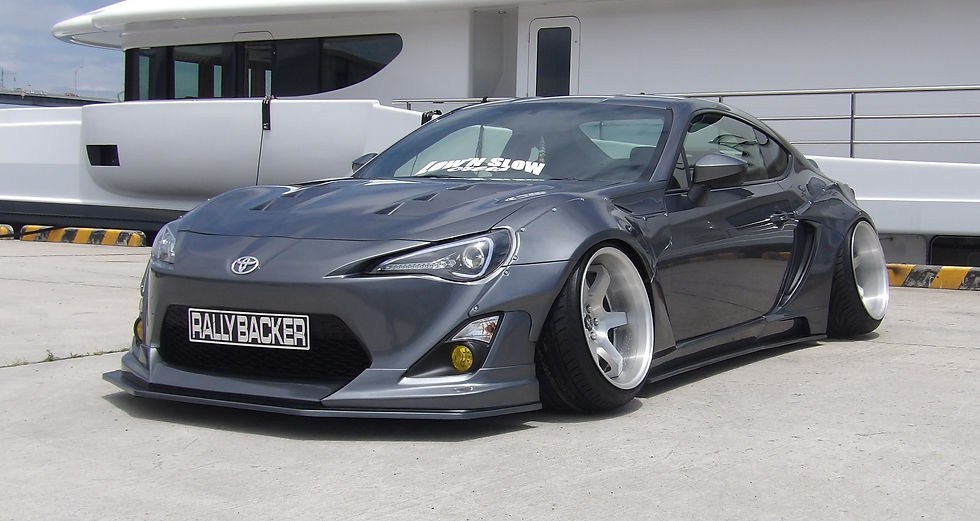 16PCS装着車