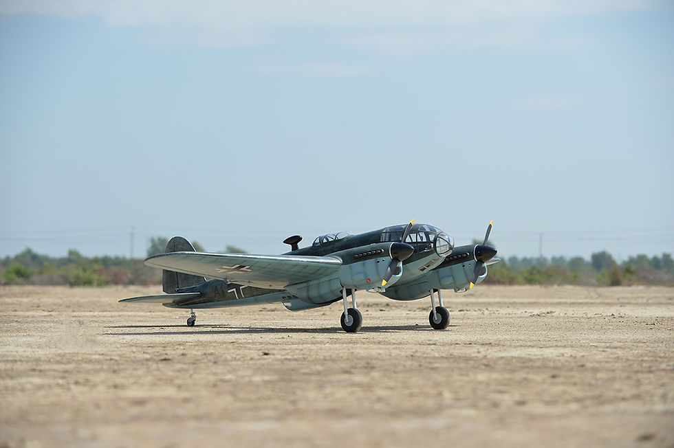 Pikkukuva: Heinkel HE 111 2500mm ARF