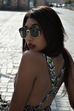 (c) Anne-Julie De Mézières