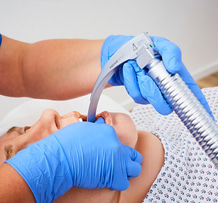 Endotracheale Intubation.jpg