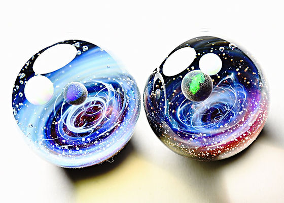 宇宙ガラス | 甲南町新治 | Soleggiato posto/ソレジャートポースト