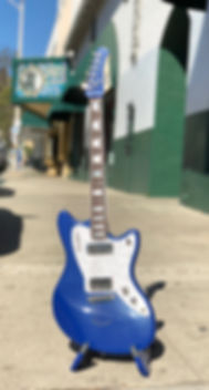 Jennings guitar at Guitar48