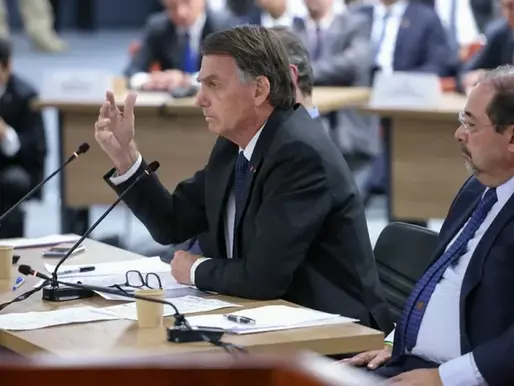 Bolsonaro é réu por tentativa de golpe de Estado.